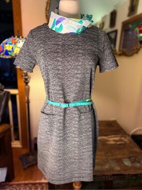 Tahari Gray Short-Sleeve Pique Knit Shift Dress with Teal Belt and Vintage Scarf